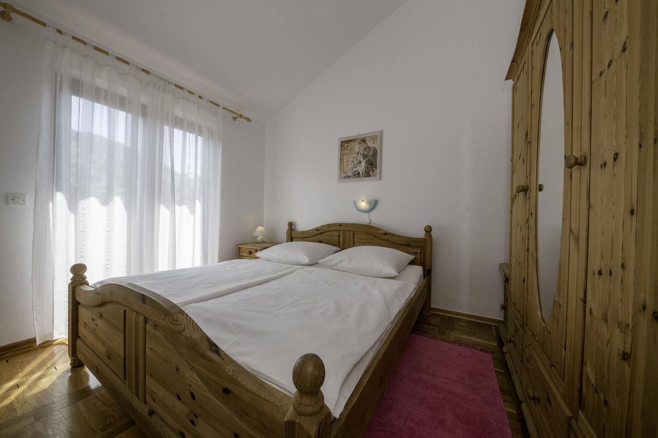 Apartments Dedic Supetarska Draga Luaran gambar