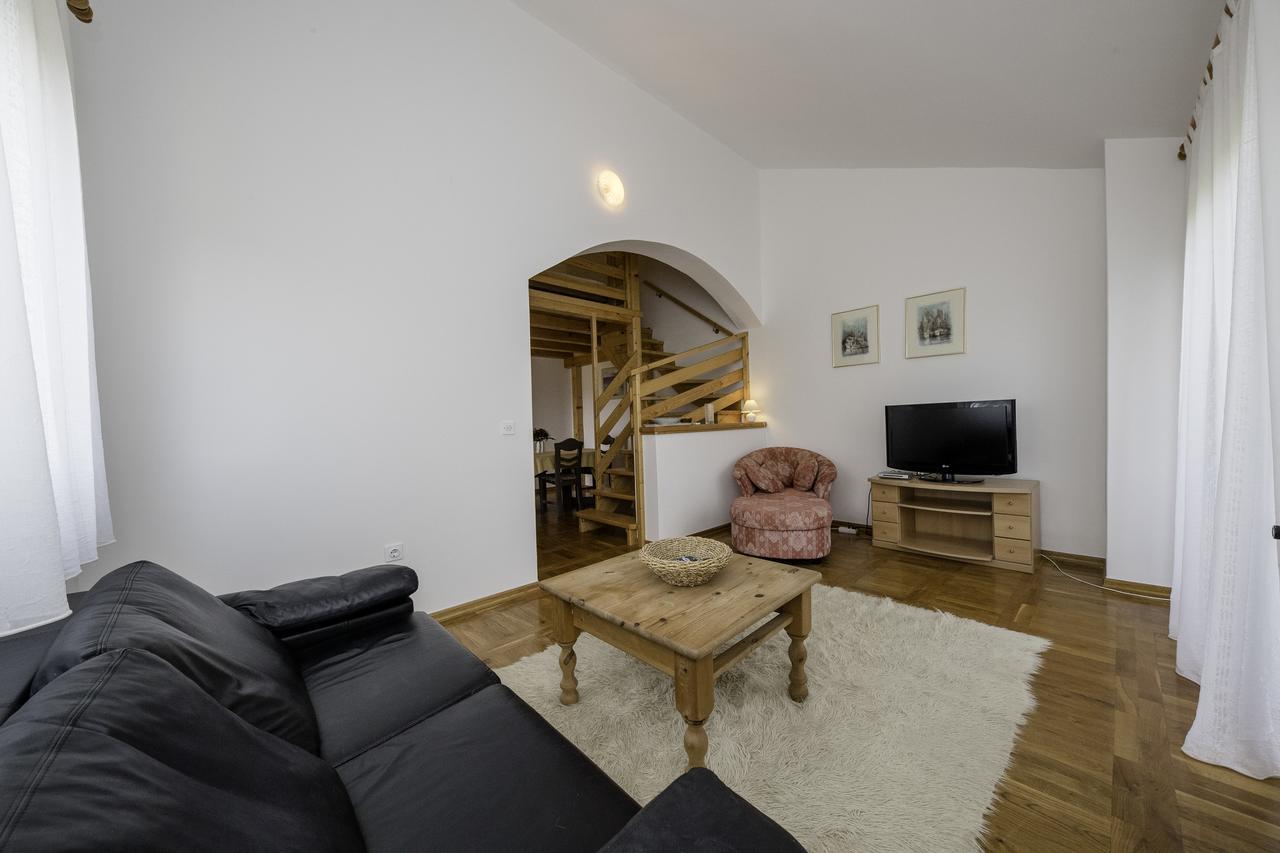 Apartments Dedic Supetarska Draga Luaran gambar