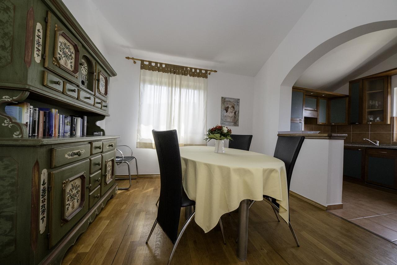 Apartments Dedic Supetarska Draga Luaran gambar