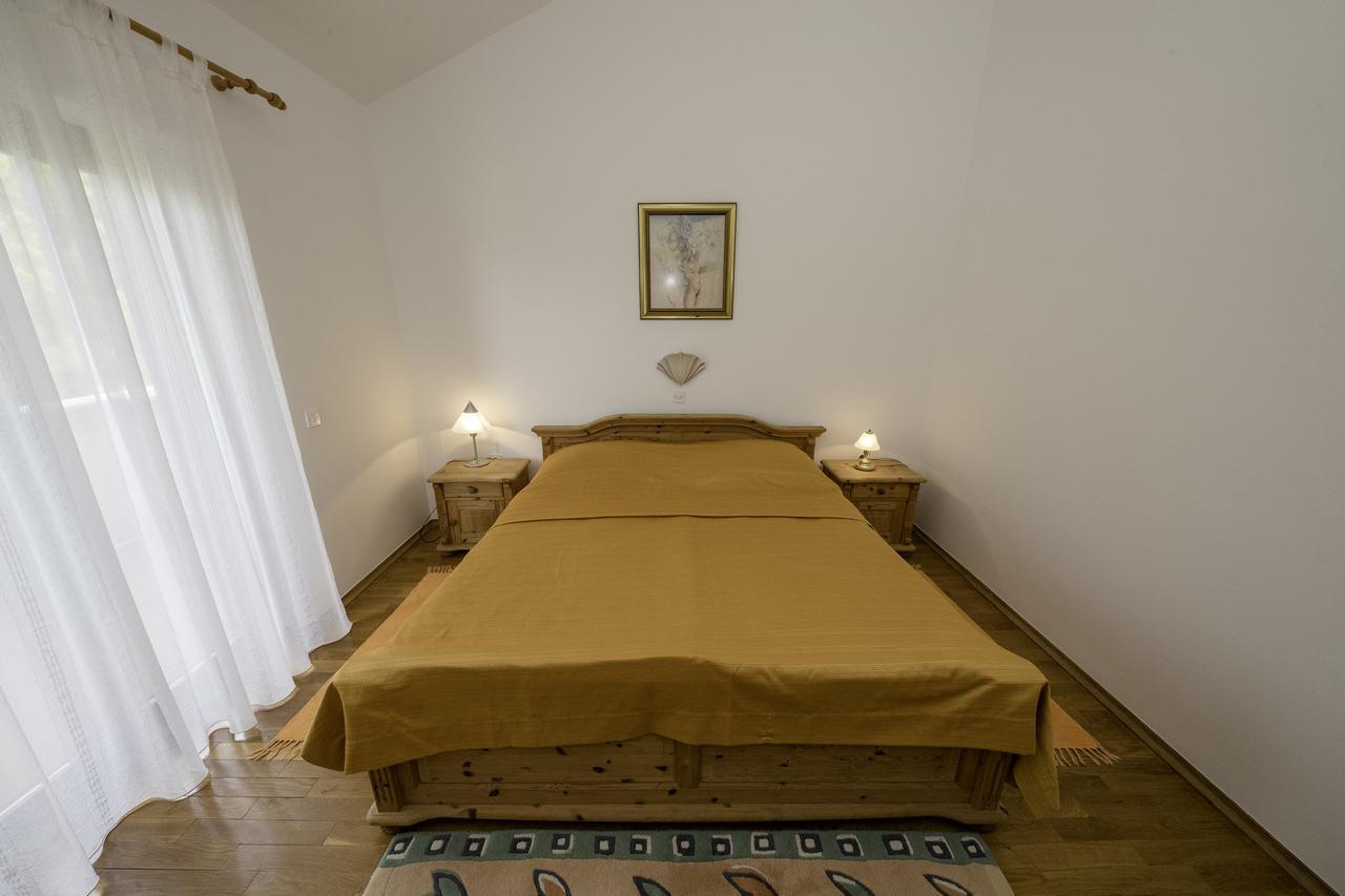 Apartments Dedic Supetarska Draga Luaran gambar